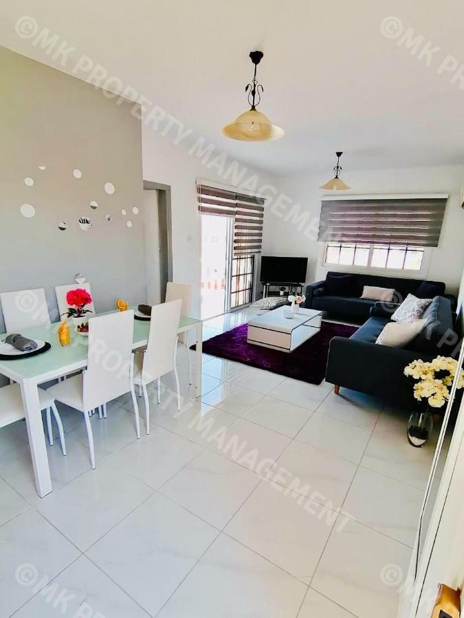 Lysia Sea-View Apartment Larnaka Exterior foto