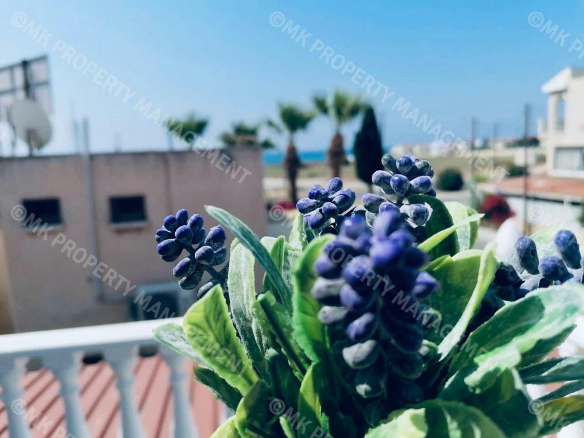 Lysia Sea-View Apartment Larnaka Exterior foto